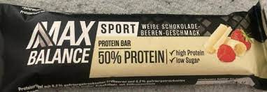 Proteinová tyčinka červené bobule bílá čokoláda 50 % bílkovin 45 g